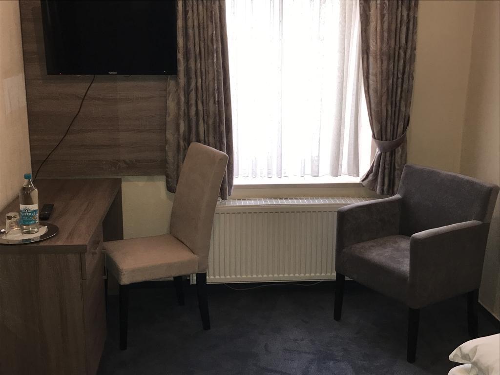Hotel Junkerhaus Bad Salzuflen Habitación foto
